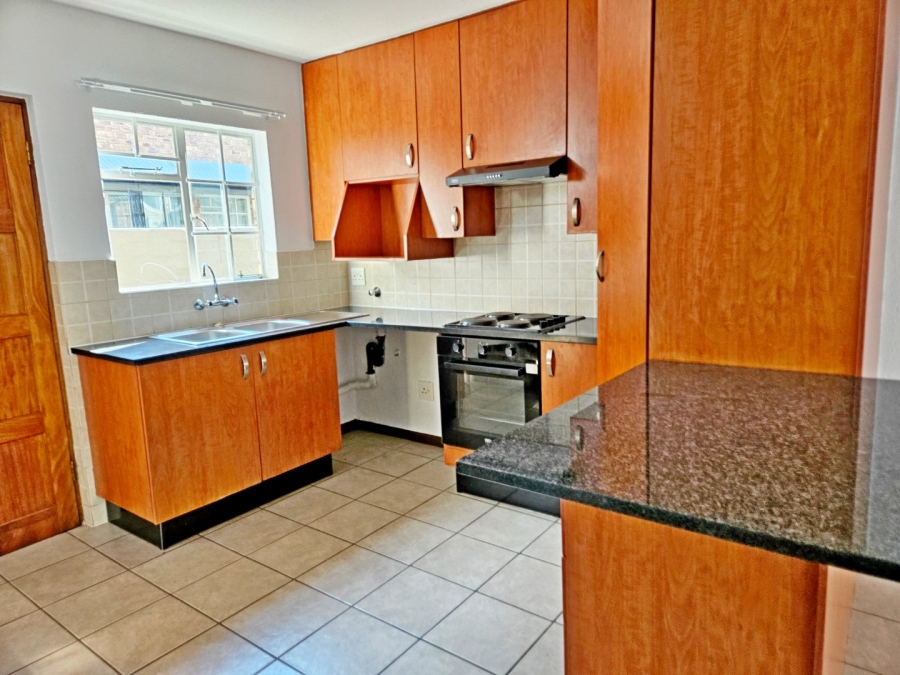 2 Bedroom Property for Sale in Birchleigh Gauteng