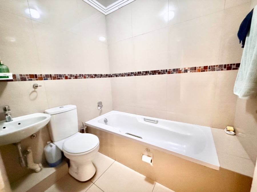 2 Bedroom Property for Sale in Mayberry Park Gauteng