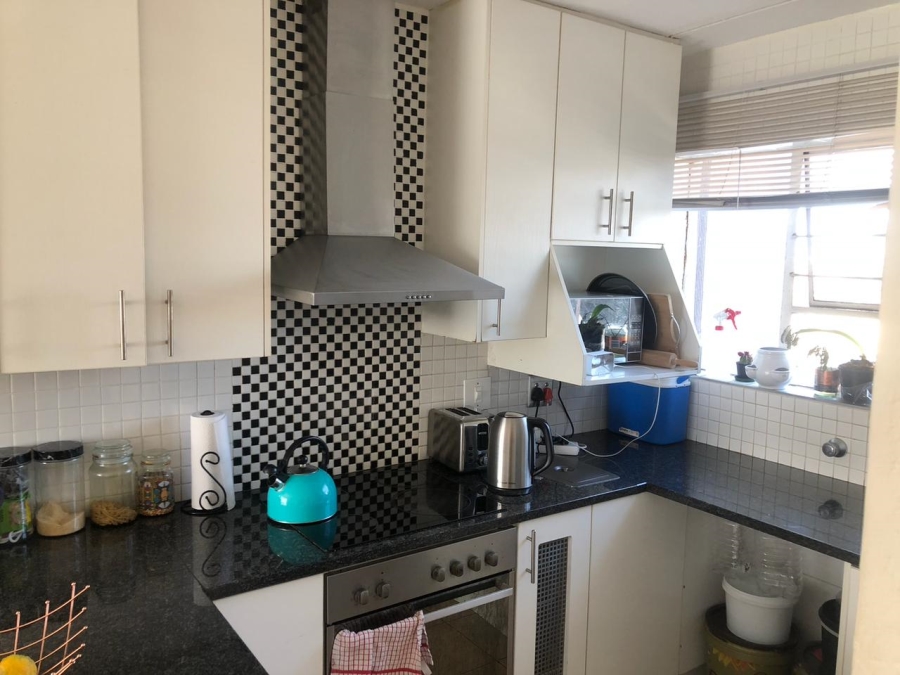 2 Bedroom Property for Sale in Vorna Valley Gauteng