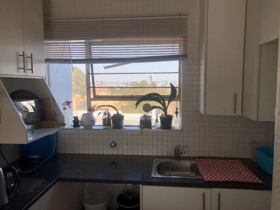 2 Bedroom Property for Sale in Vorna Valley Gauteng