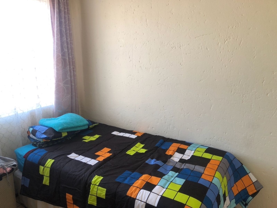 2 Bedroom Property for Sale in Vorna Valley Gauteng