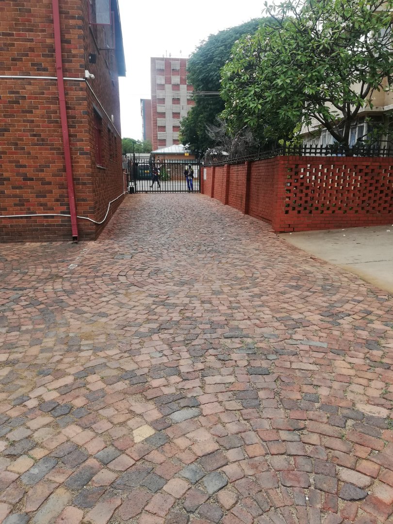 1 Bedroom Property for Sale in Pretoria Gauteng