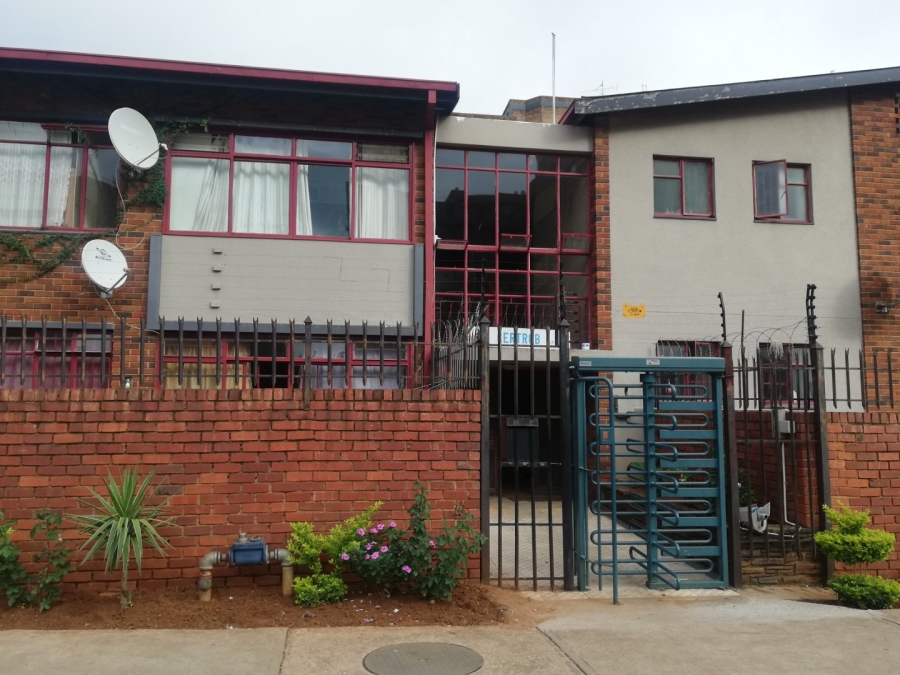 1 Bedroom Property for Sale in Pretoria Gauteng