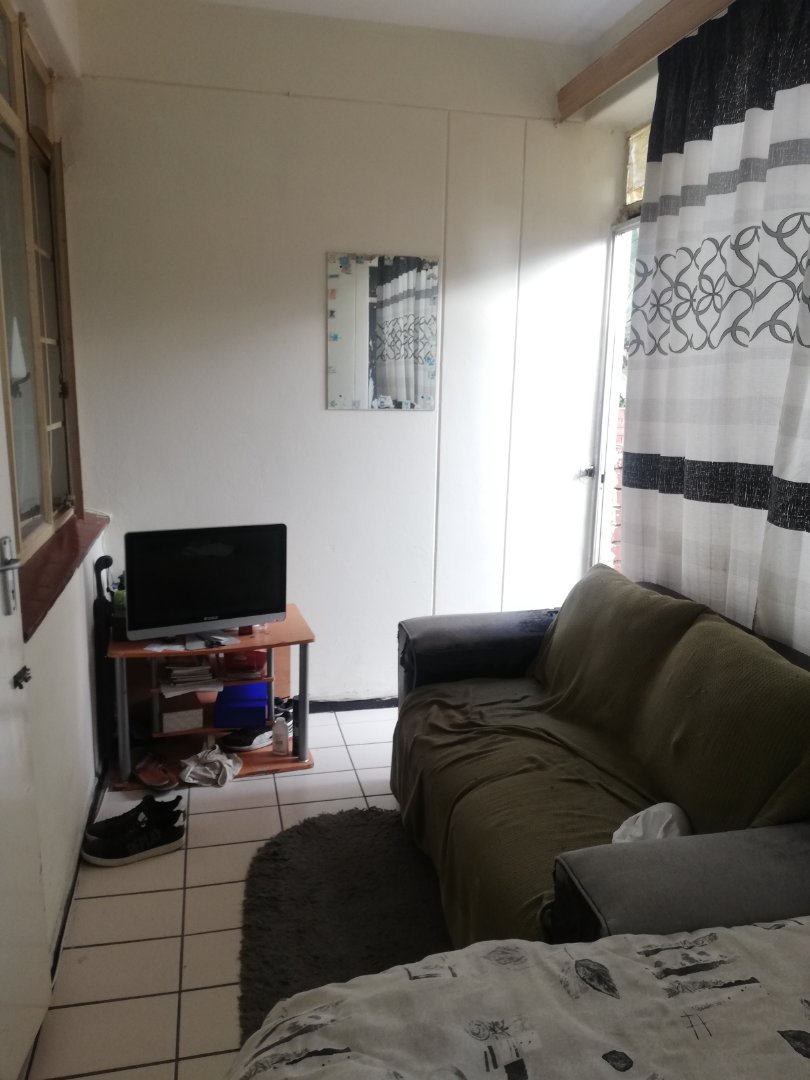 1 Bedroom Property for Sale in Pretoria Gauteng