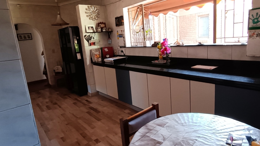 3 Bedroom Property for Sale in Vanderbijlpark SE 2 Gauteng