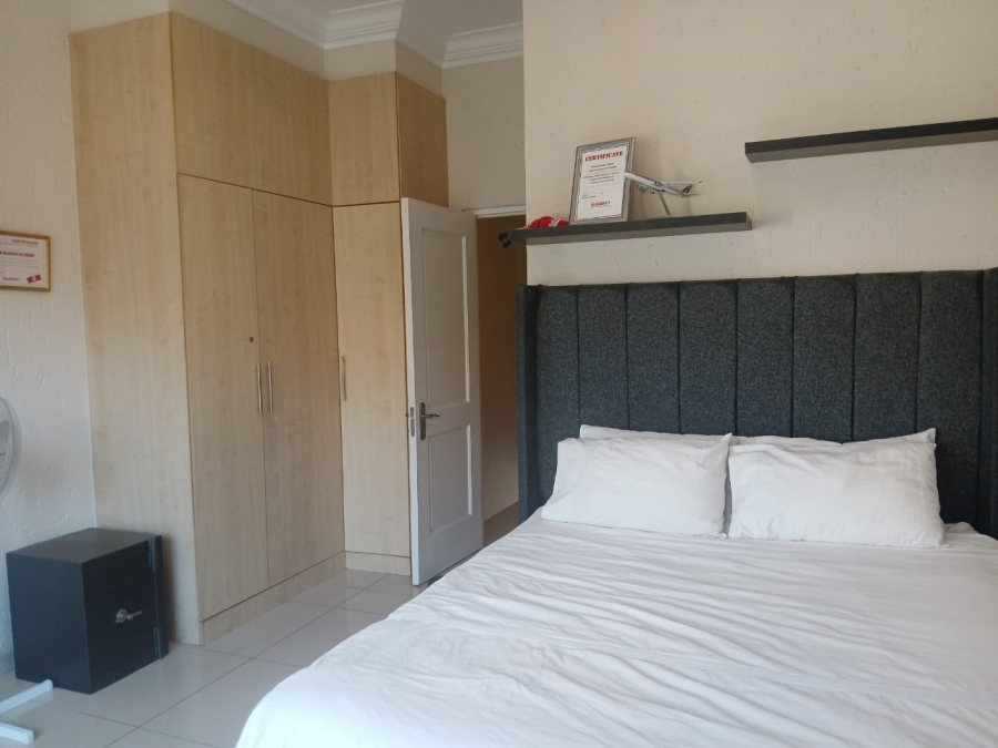 To Let 2 Bedroom Property for Rent in Morningside Gauteng