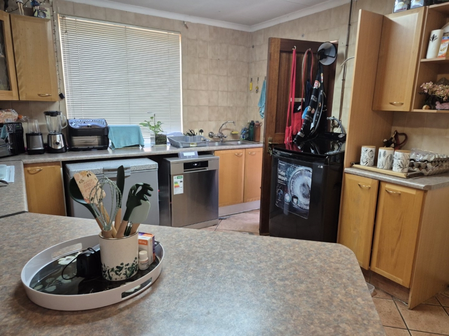 2 Bedroom Property for Sale in Die Hoewes Gauteng