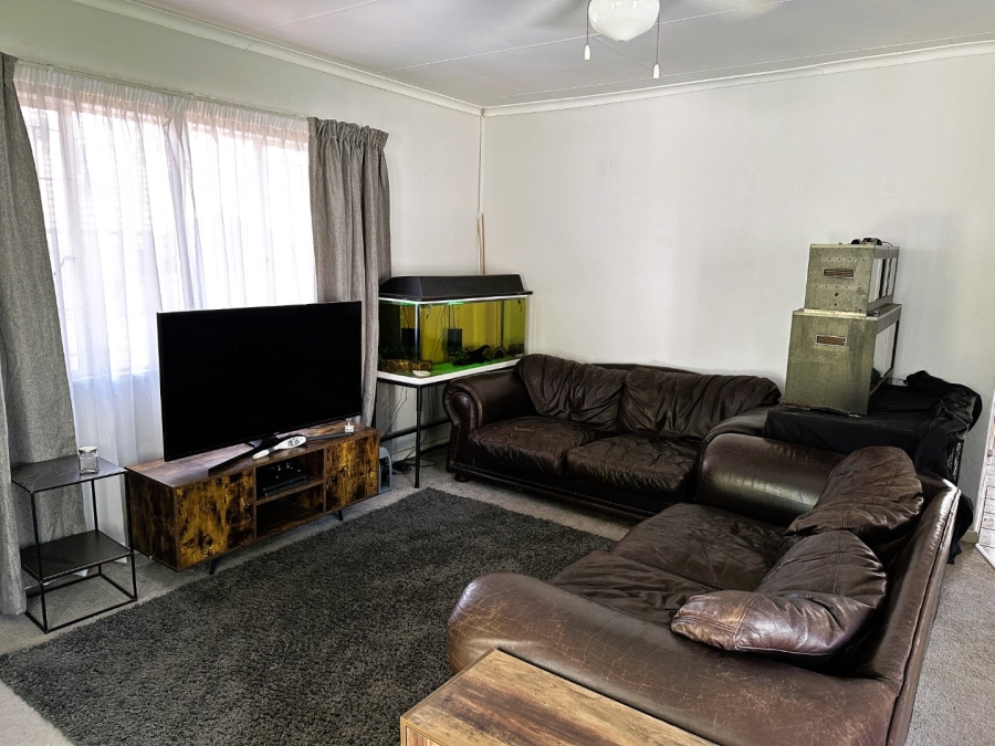 2 Bedroom Property for Sale in Kensington B Gauteng