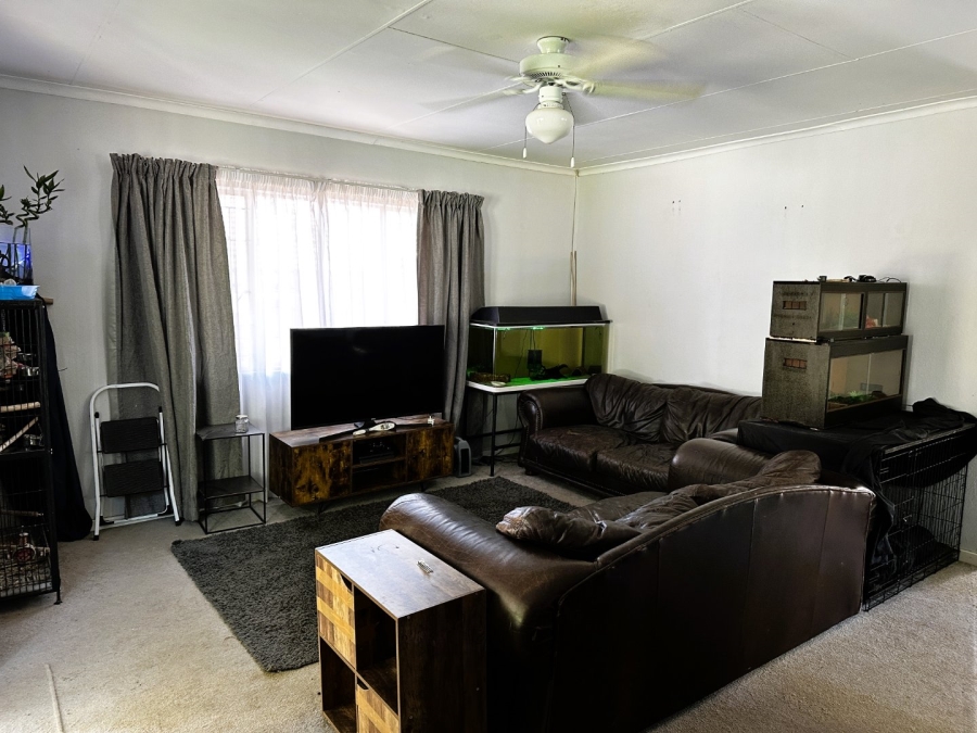 2 Bedroom Property for Sale in Kensington B Gauteng