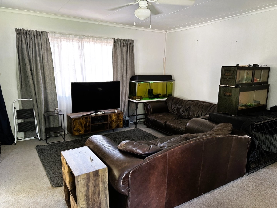 2 Bedroom Property for Sale in Kensington B Gauteng