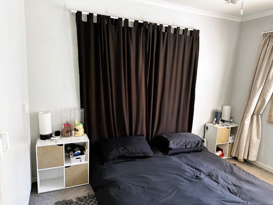 2 Bedroom Property for Sale in Kensington B Gauteng