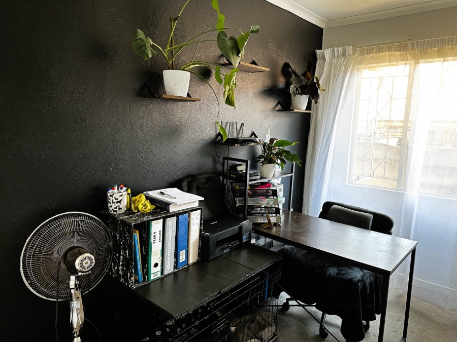 2 Bedroom Property for Sale in Kensington B Gauteng