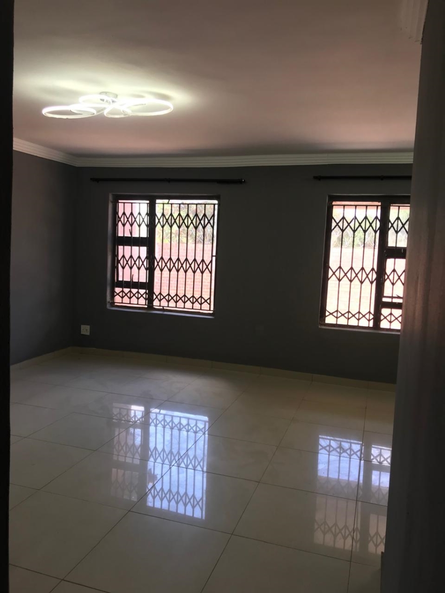 To Let 2 Bedroom Property for Rent in Chantelle Gauteng