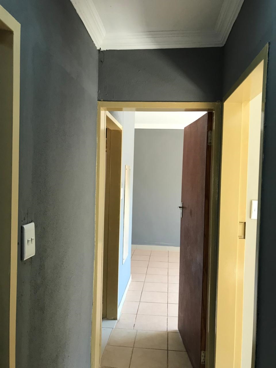 To Let 2 Bedroom Property for Rent in Chantelle Gauteng
