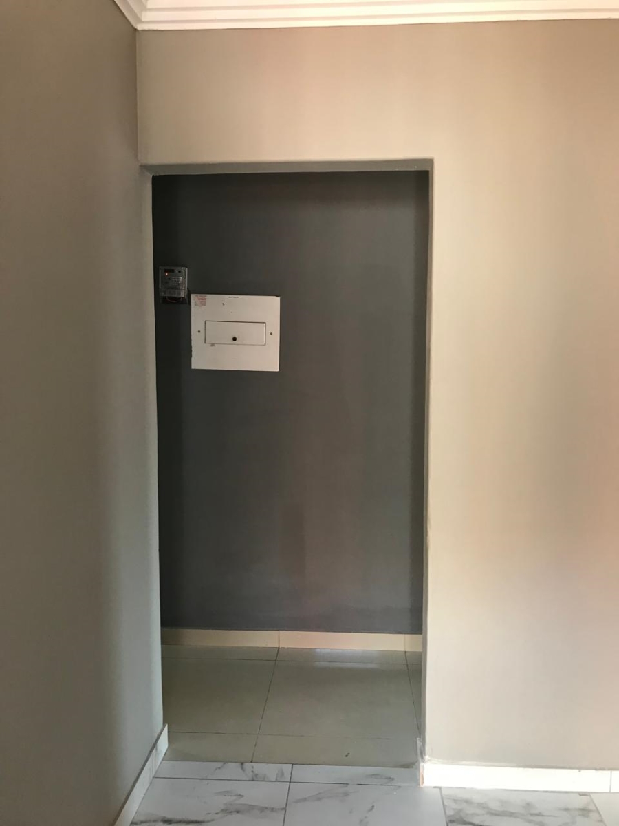 To Let 2 Bedroom Property for Rent in Chantelle Gauteng