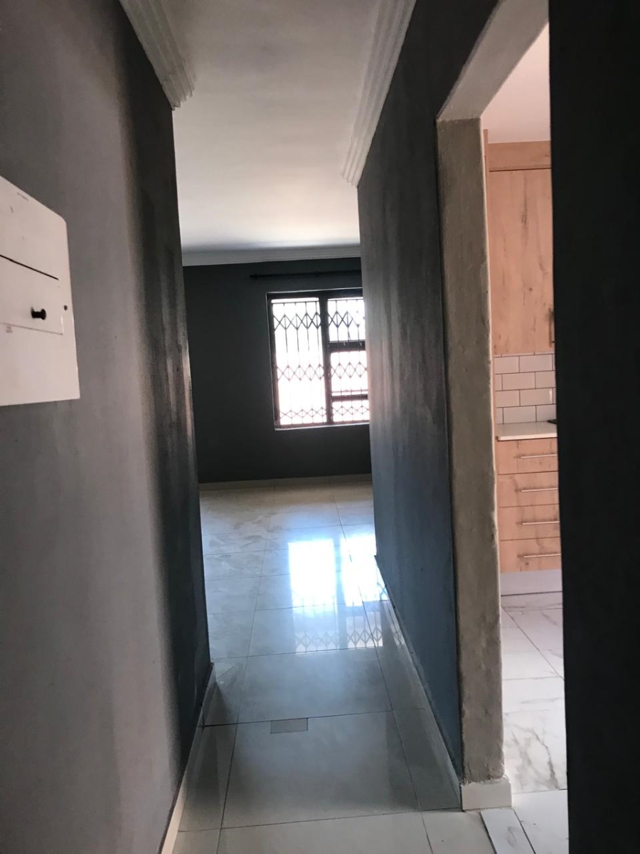 To Let 2 Bedroom Property for Rent in Chantelle Gauteng