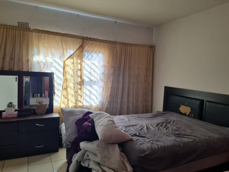 3 Bedroom Property for Sale in Lenasia Ext 5 Gauteng