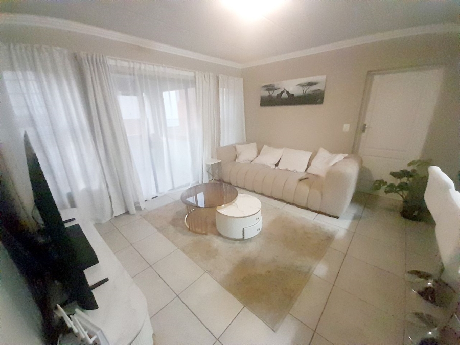 2 Bedroom Property for Sale in Amberfield Gauteng