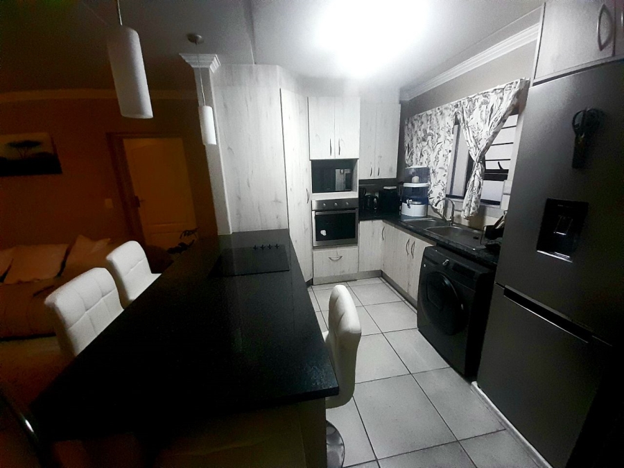 2 Bedroom Property for Sale in Amberfield Gauteng
