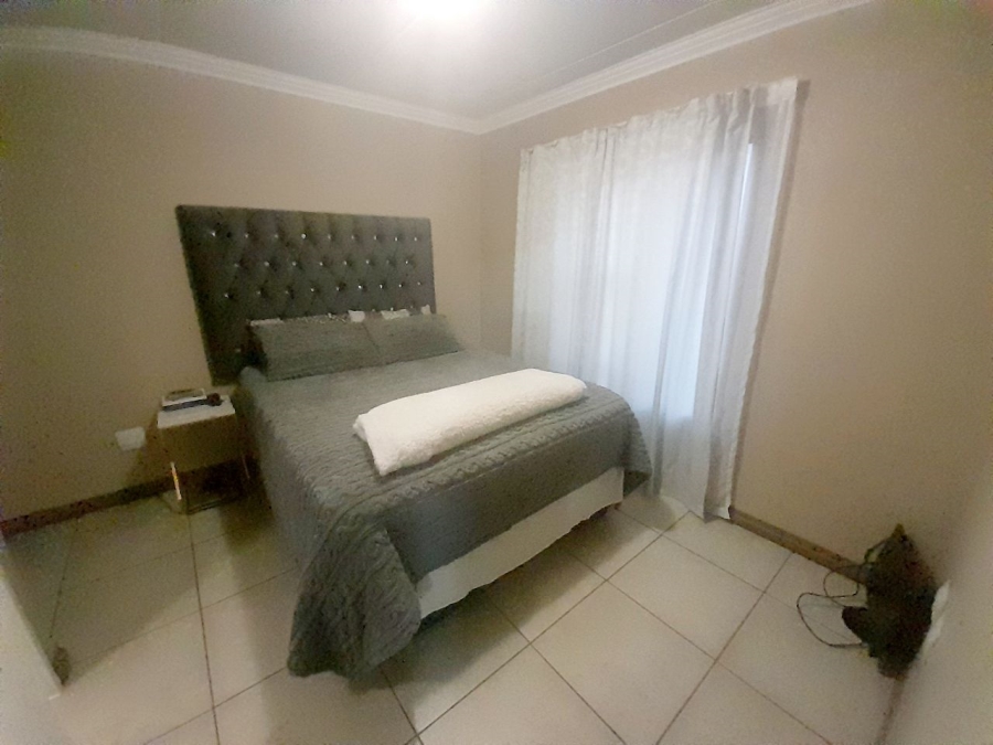 2 Bedroom Property for Sale in Amberfield Gauteng