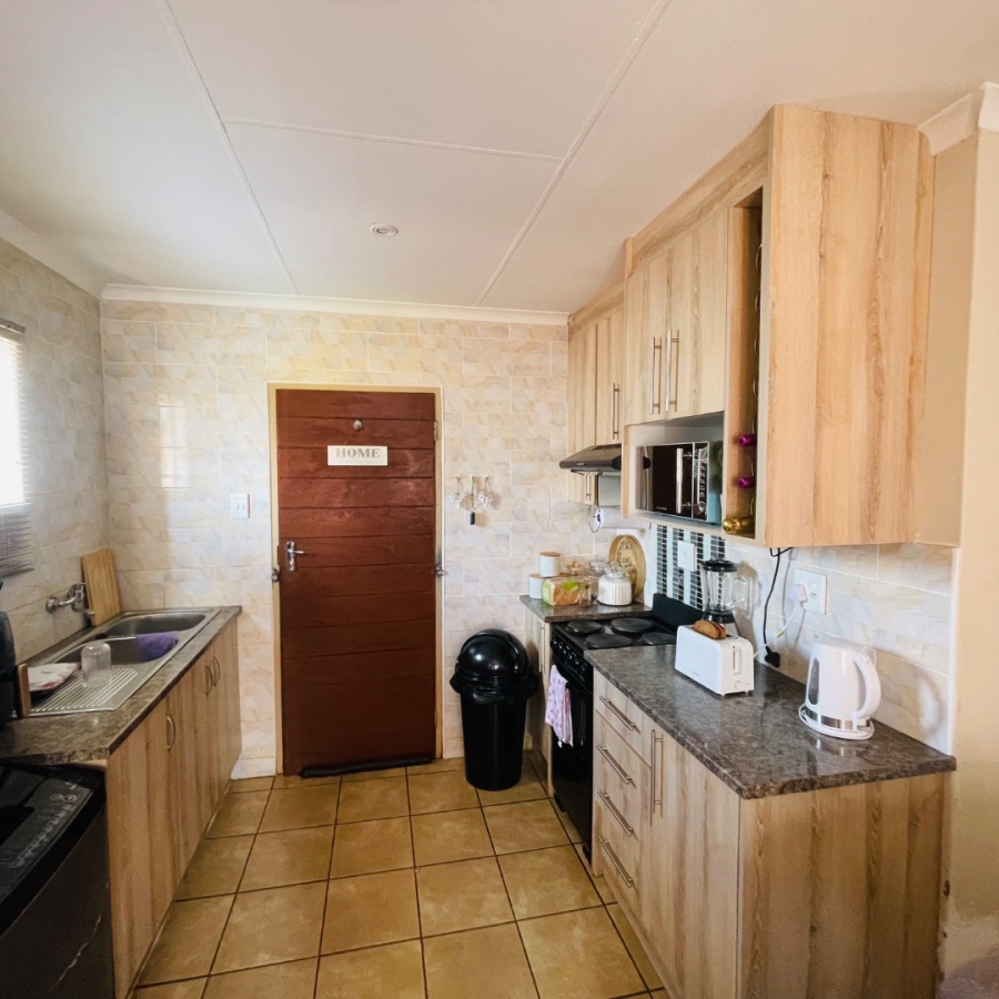 2 Bedroom Property for Sale in Sky City Gauteng