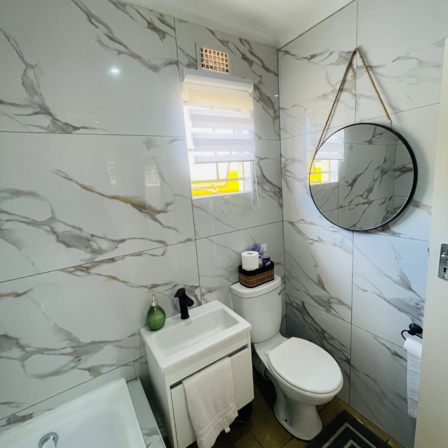 2 Bedroom Property for Sale in Sky City Gauteng