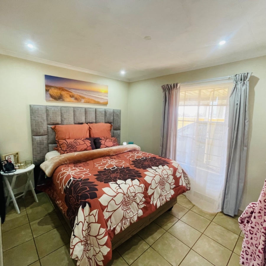 2 Bedroom Property for Sale in Sky City Gauteng