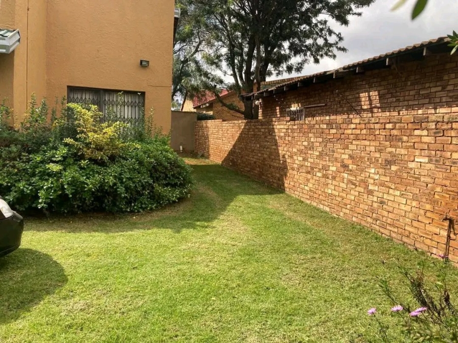 To Let  Bedroom Property for Rent in Greenhills Ext 3 Gauteng