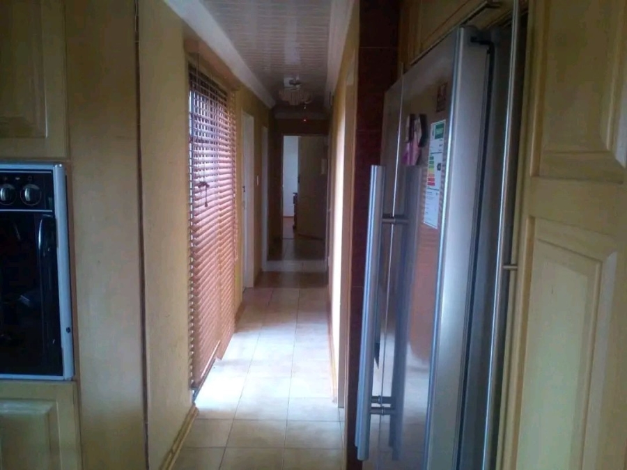 To Let  Bedroom Property for Rent in Greenhills Ext 3 Gauteng