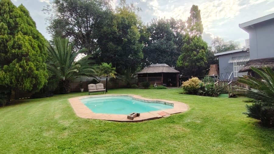 3 Bedroom Property for Sale in Rothdene Gauteng