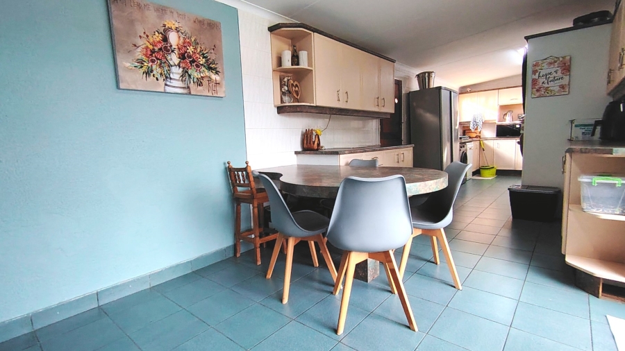 3 Bedroom Property for Sale in Rothdene Gauteng