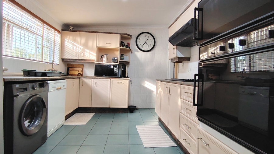 3 Bedroom Property for Sale in Rothdene Gauteng