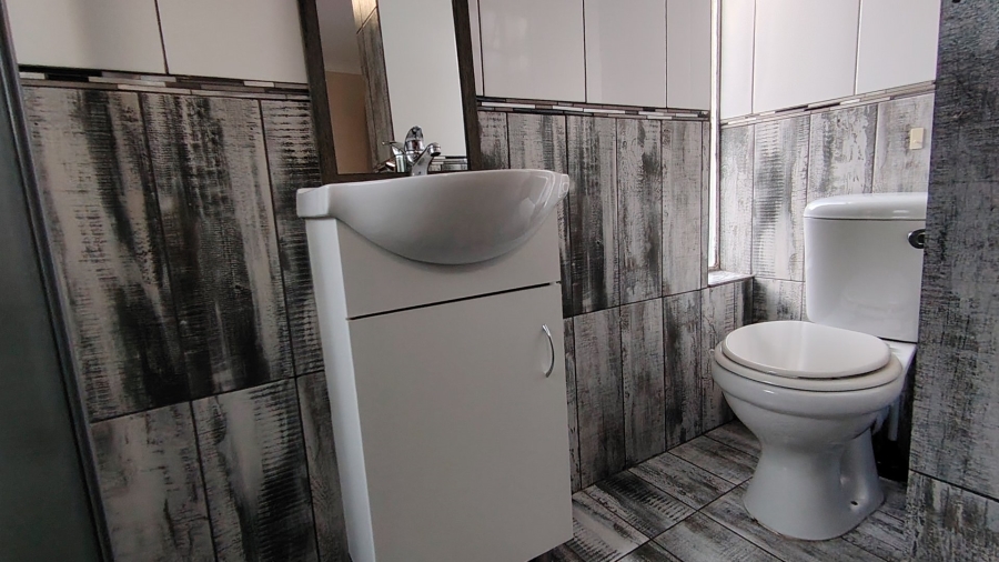 3 Bedroom Property for Sale in Rothdene Gauteng