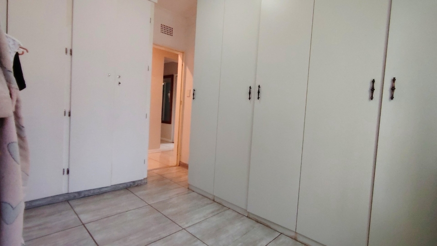 3 Bedroom Property for Sale in Rothdene Gauteng