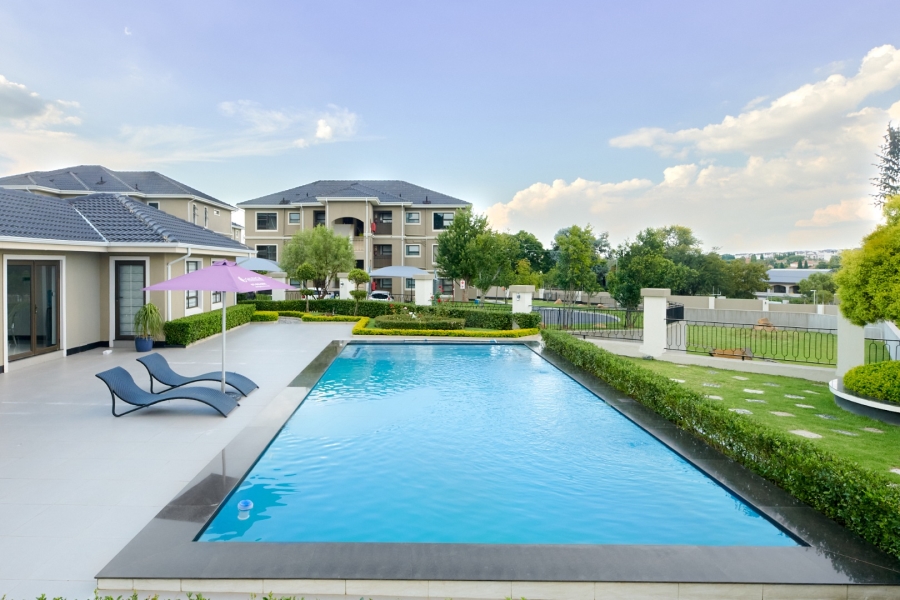 1 Bedroom Property for Sale in Fourways Gauteng
