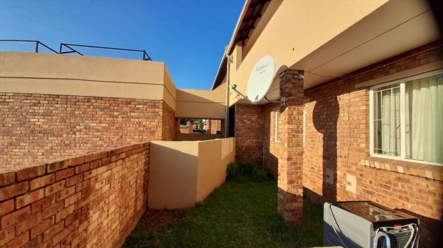 3 Bedroom Property for Sale in Terenure Gauteng