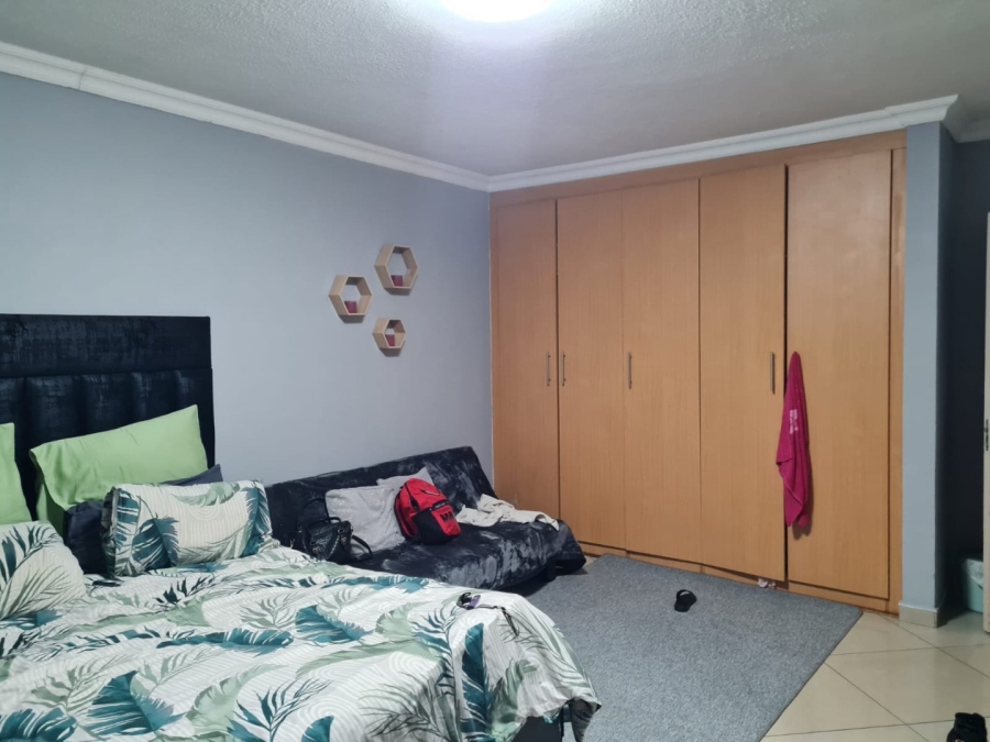 To Let 3 Bedroom Property for Rent in Lenasia Ext 13 Gauteng