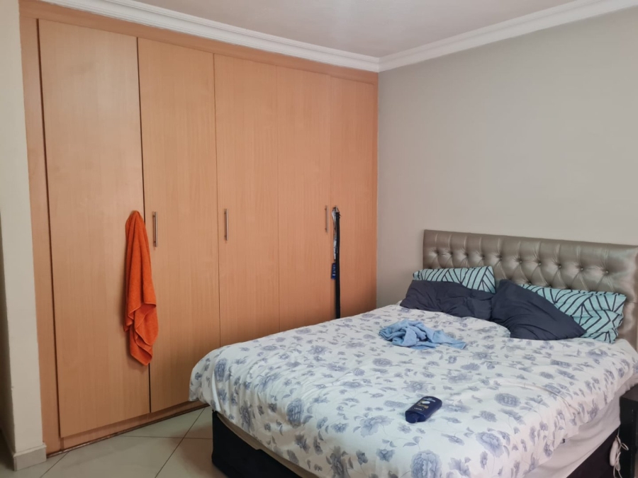 To Let 3 Bedroom Property for Rent in Lenasia Ext 13 Gauteng