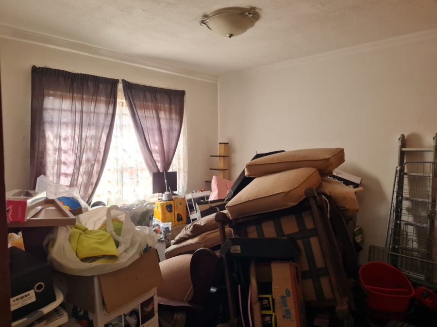 To Let 3 Bedroom Property for Rent in Lenasia Ext 13 Gauteng