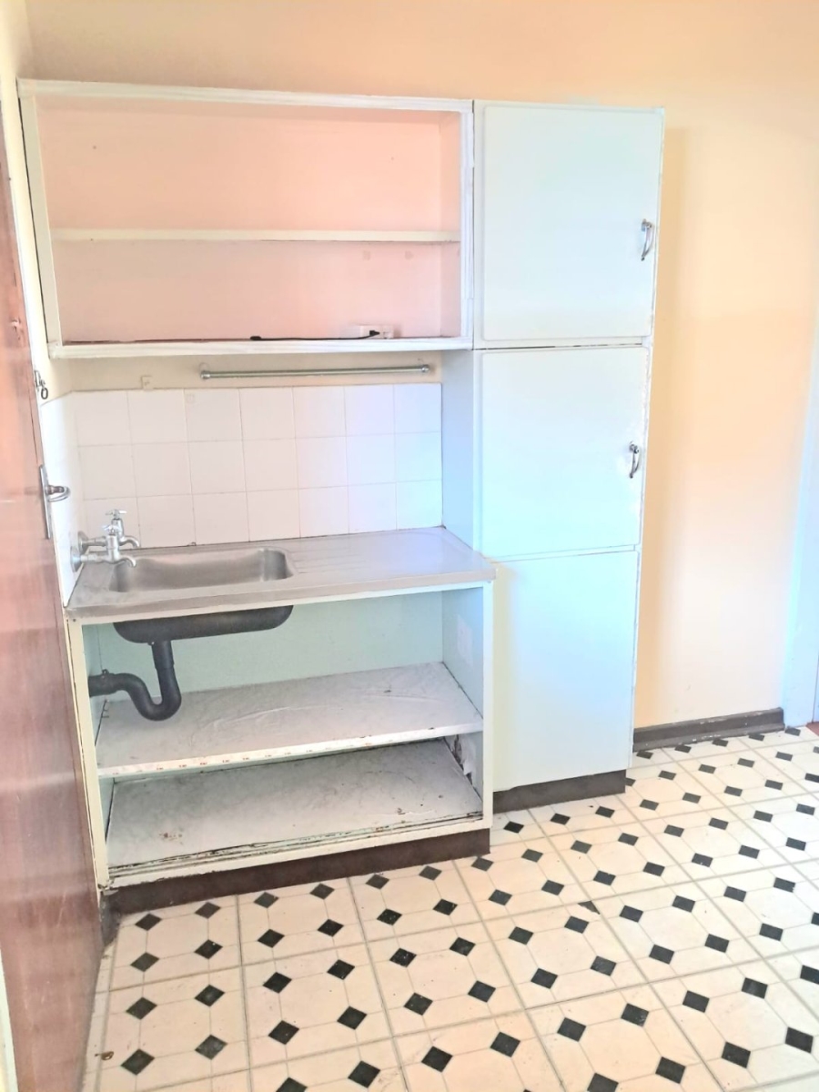  Bedroom Property for Sale in Dawnview Gauteng