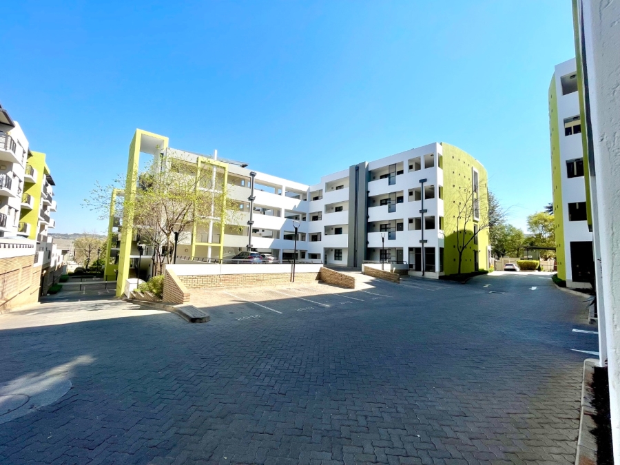 1 Bedroom Property for Sale in Rivonia Gauteng