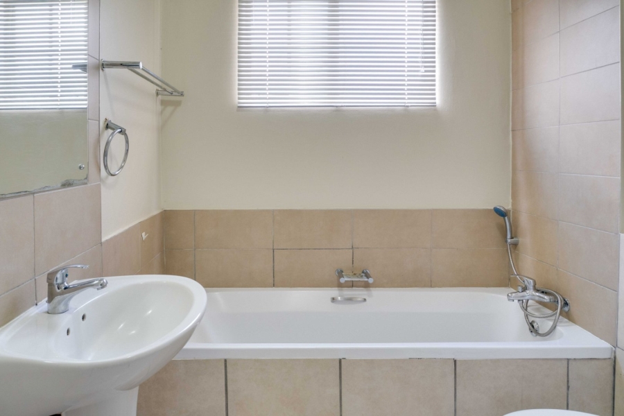 2 Bedroom Property for Sale in Sagewood Gauteng