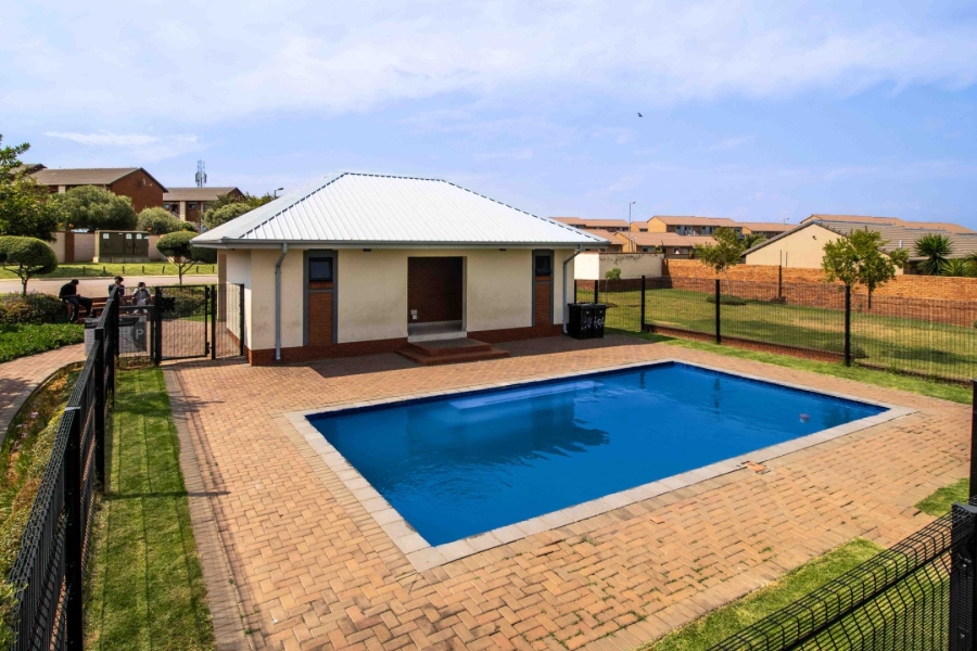 2 Bedroom Property for Sale in Sagewood Gauteng