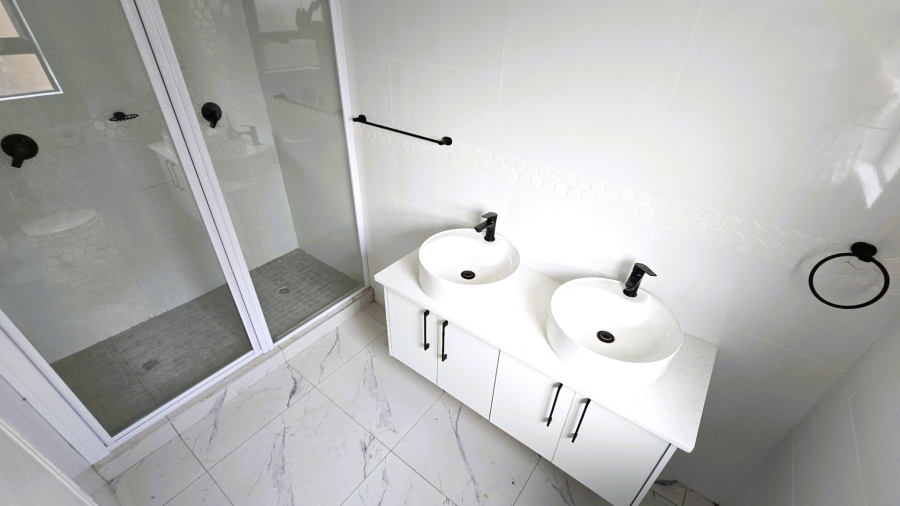 3 Bedroom Property for Sale in Heatherview Gauteng