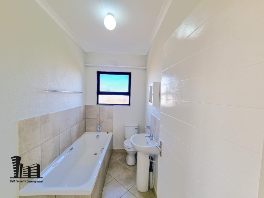 3 Bedroom Property for Sale in Windmill Park Gauteng