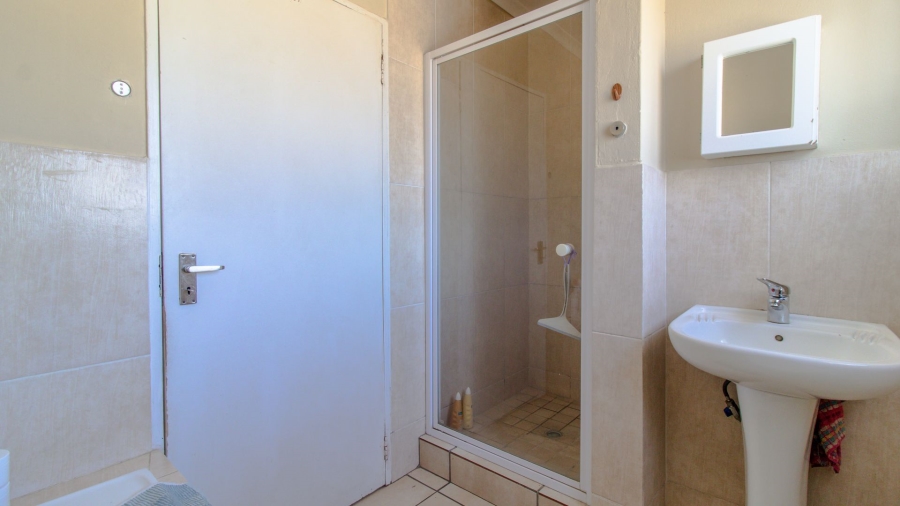 2 Bedroom Property for Sale in Ormonde View Gauteng