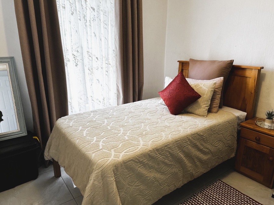 To Let 2 Bedroom Property for Rent in Sundowner Gauteng