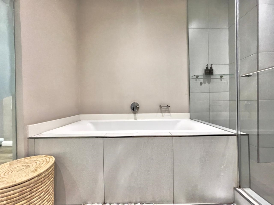 2 Bedroom Property for Sale in Menlyn Gauteng