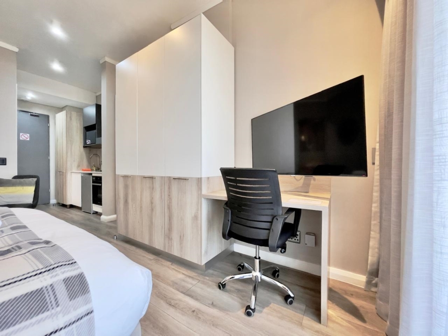 2 Bedroom Property for Sale in Menlyn Gauteng