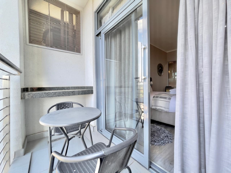 2 Bedroom Property for Sale in Menlyn Gauteng